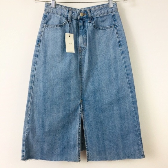 Denim Skirt. - Picture 1 of 8